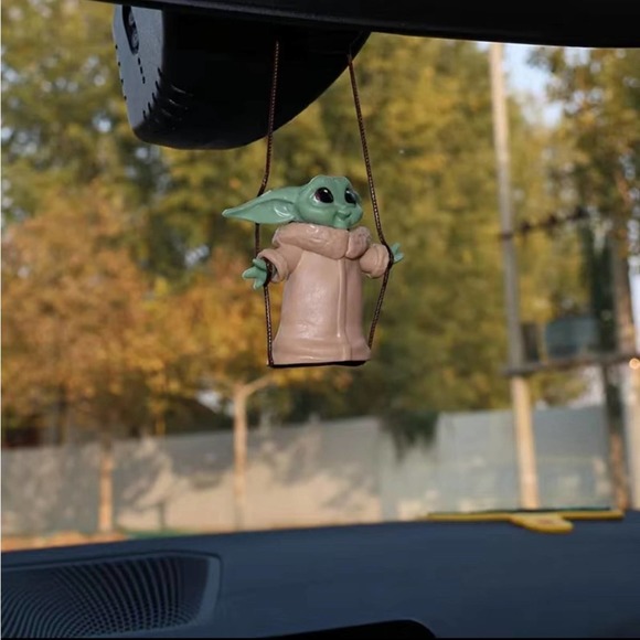 Novelty Car Pendant - Picture 3 of 5